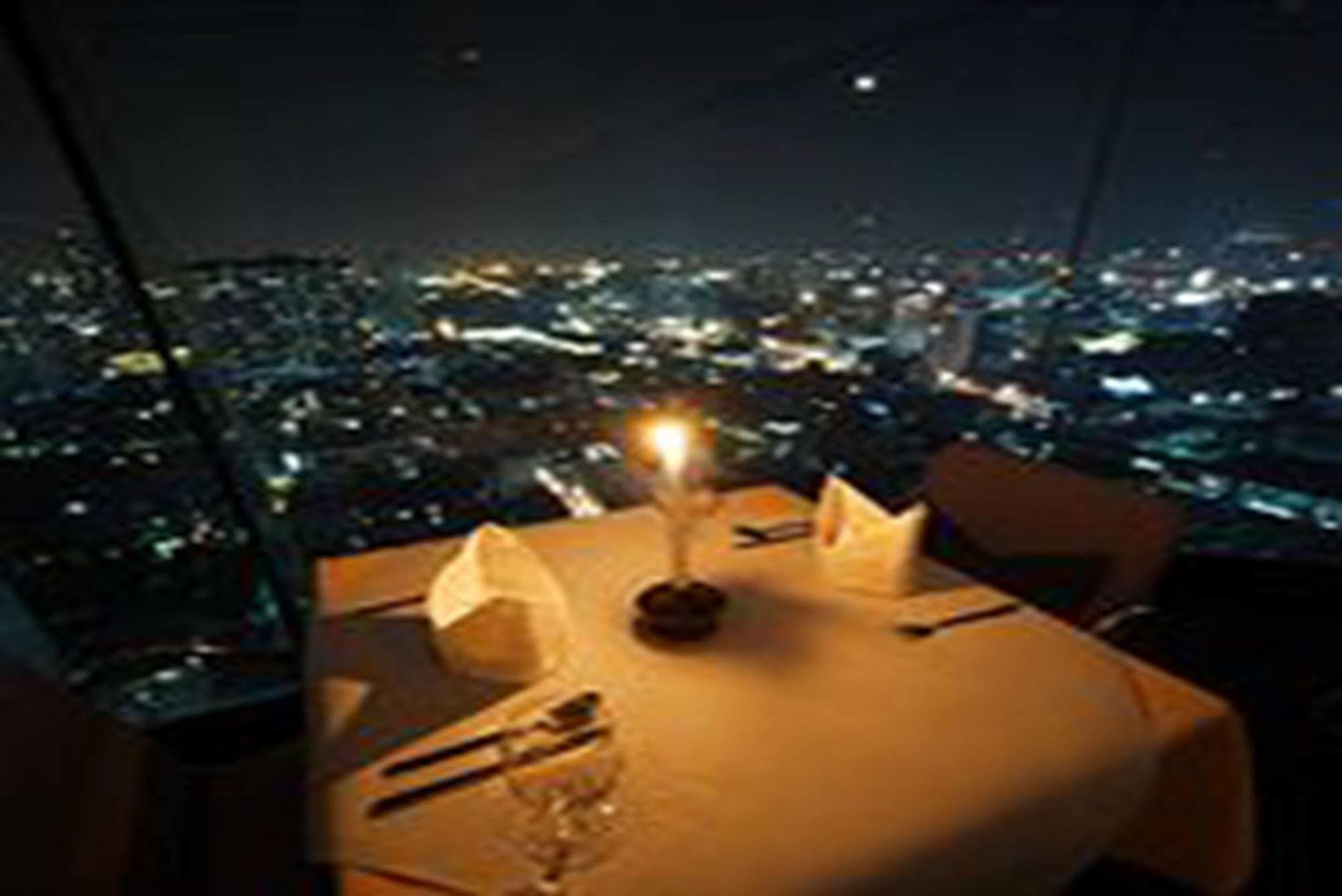 Baiyoke Suite Hotel Bangkok Étterem fotó